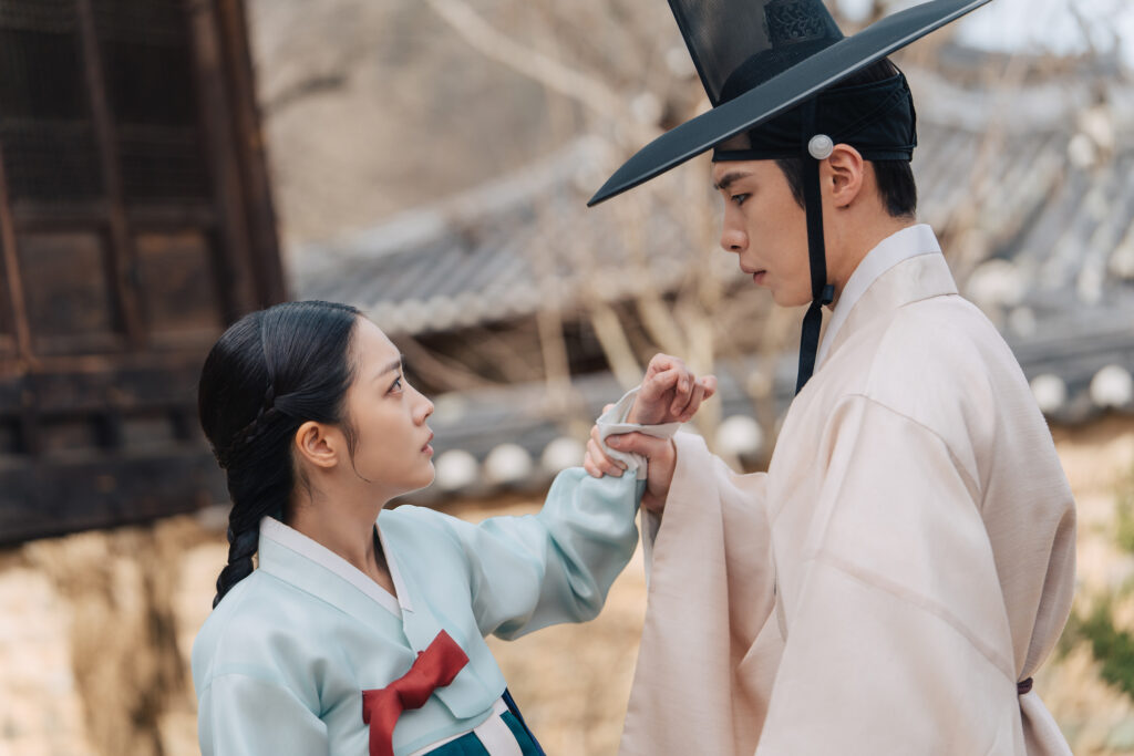 Dear Hongrang entrevista con Lee Jae Wook y Cho Bo Ah.
